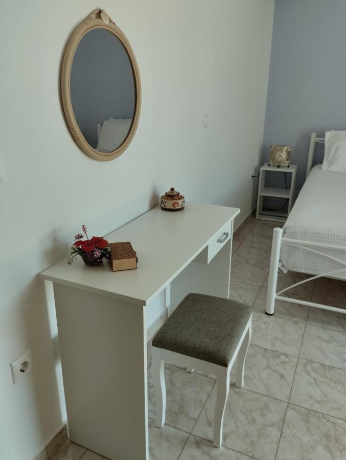 Calypso Two Bedroom Apartment Kandia Bagian luar foto