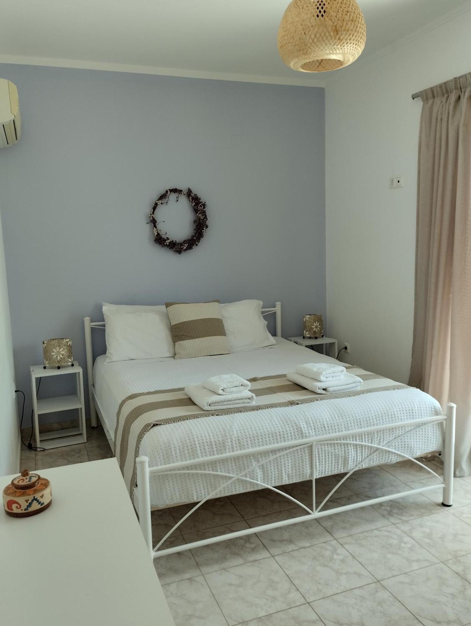 Calypso Two Bedroom Apartment Kandia Bagian luar foto